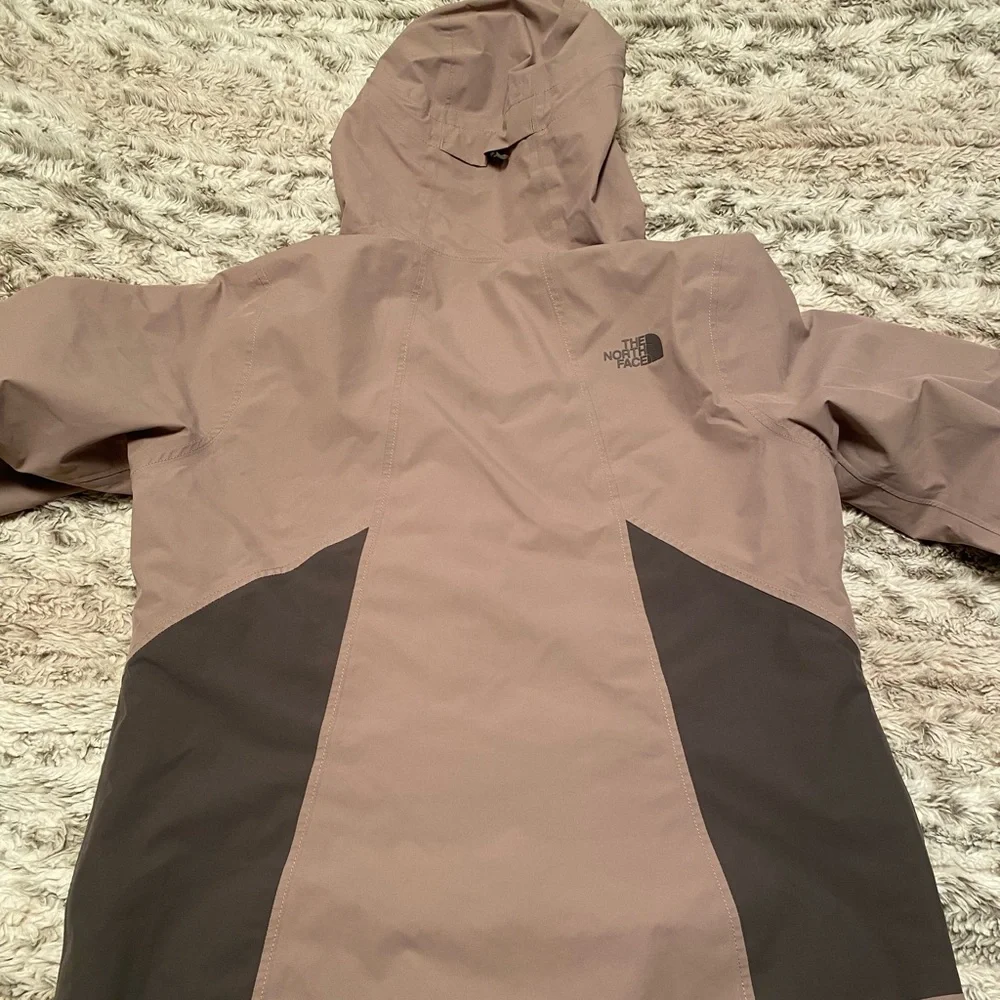 The North Face - Women's Highanddry Triclimate Insulated 3-in-1 Jacket- Mauve - Picture 6 of 11